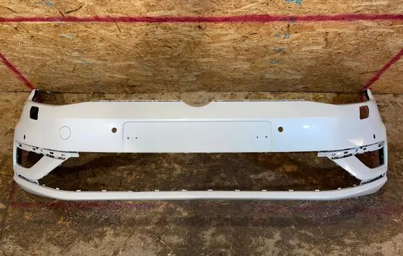Volkswagen Golf VII Front bumper 5G0807221FL S2510I021-Z