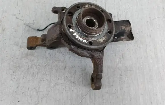 Opel Astra H Front wheel hub spindle knuckle 13111670