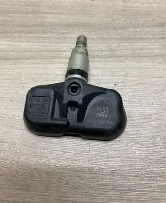 Lexus RX 330 - 350 - 400H Tire pressure sensor 