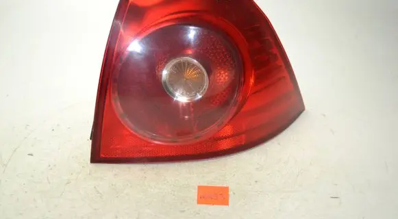 Volkswagen Golf V Rear/tail lights 1K6945096AC 89031823