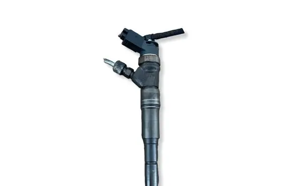 BMW 5 E60 E61 Fuel injector 0445110216