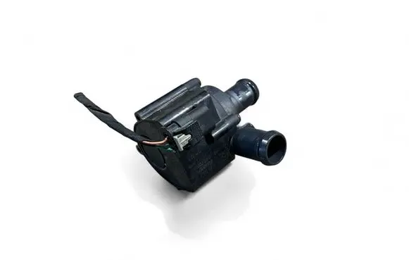 Audi A5 Electric auxiliary coolant/water pump 06H121601Q