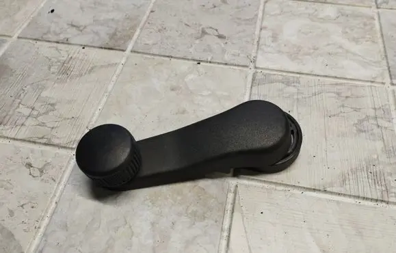 Skoda Octavia Mk2 (1Z) Rear door window winding handle 1H0837581D