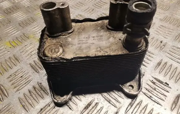 Mercedes-Benz C W203 Gearbox / Transmission oil cooler 6121880301