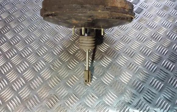Renault Master II Brake booster 7700308123J