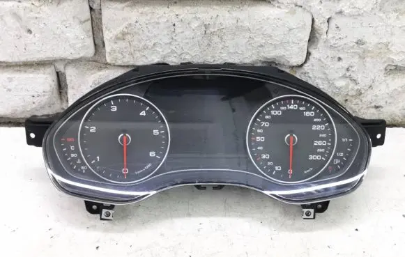 Audi A6 C7 Speedometer (instrument cluster) 4G8920931E