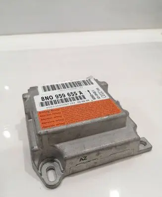 Audi TT Mk1 Airbag control unit/module 8N0959655A 0285001470