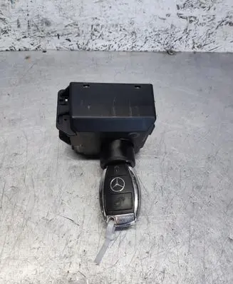 Mercedes-Benz A W176 Ignition lock A2463001804