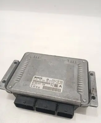 Peugeot 407 Engine control unit/module 0261208266 9655878780 9648554780