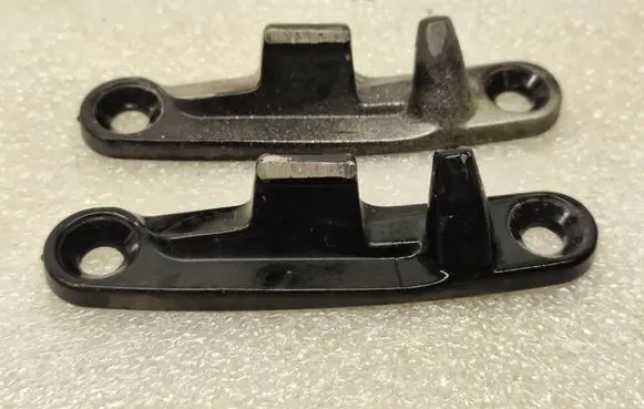 Volkswagen Transporter - Caravelle T5 Sliding door lock loop/hook striker 7H0843342B
