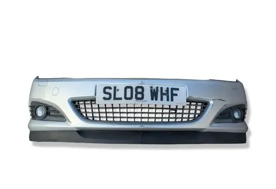 Opel Astra H Front bumper 13110295