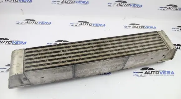 BMW 5 E60 E61 Intercooler radiator 7795823
