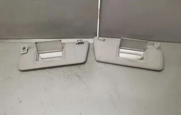 Sun visor