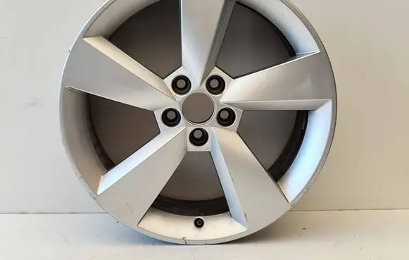 Skoda Rapid (NH) R17 alloy rim 5JA601025C