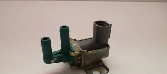Lexus GS 300 400 430 Vacuum valve 9091012243 2JZGE