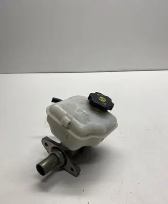 Chevrolet Camaro Master brake cylinder