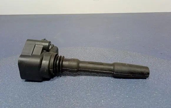 High voltage ignition coil