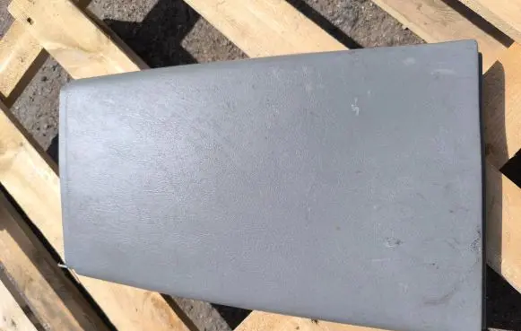 Opel Vivaro (B) pillar trim (bottom) 8200006068 8909000039
