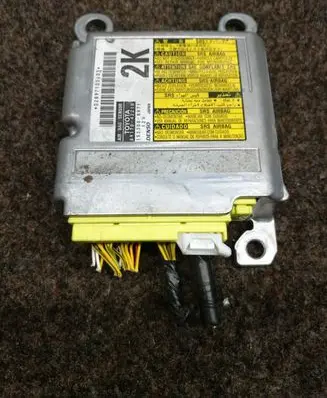Toyota RAV 4 (XA30) Airbag control unit/module 8917042210