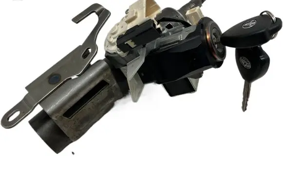 Toyota Avensis T270 Engine ECU kit and lock set 