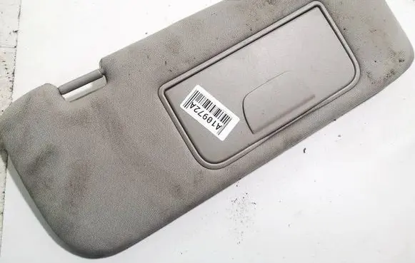 Saturn Vue Sun visor 