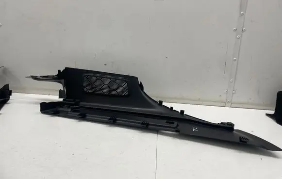 Opel Astra K Other trunk/boot trim element 39052551