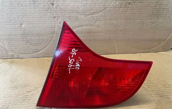 Audi A4 S4 B7 8E 8H Tailgate rear/tail lights 8e9945094