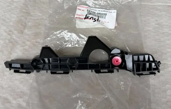 Toyota RAV 4 (XA40) Rear bumper mounting bracket 521560R050BLCP 521560R050 5215642020