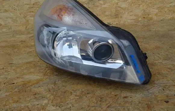 Renault Espace IV Headlight/headlamp