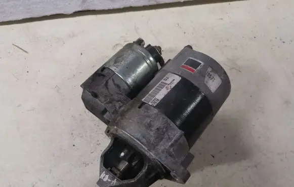 Mercedes-Benz A W168 Starter motor D7E18