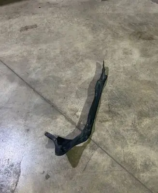 Audi Q7 4L Fender end trim 4L0821111