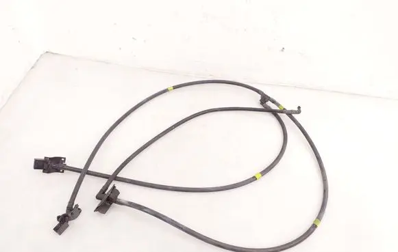 Lexus ES 300h (7th Gen) Windshield washer spray nozzle 