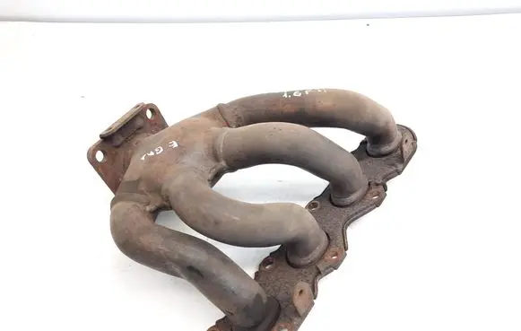 Volkswagen Golf V Exhaust manifold