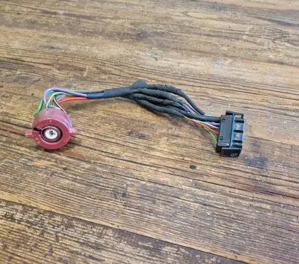 BMW 3 E36 Ignition lock contact 61328365515 8365515