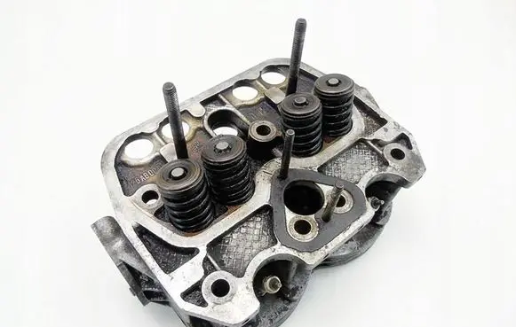 Fiat Seicento/600 Engine head 4317652