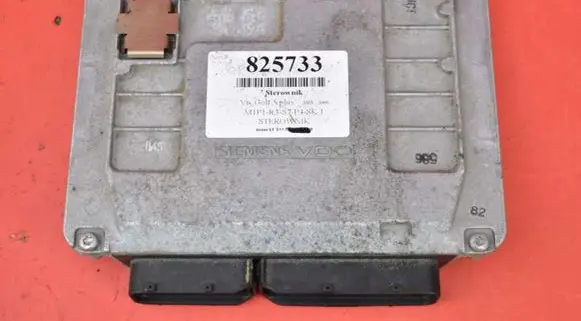Volkswagen Golf V Engine control unit/module ECU 06A906033GL