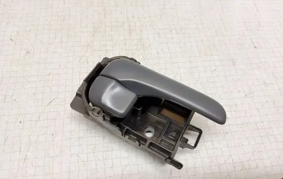 Nissan Almera N16 Front door interior handle