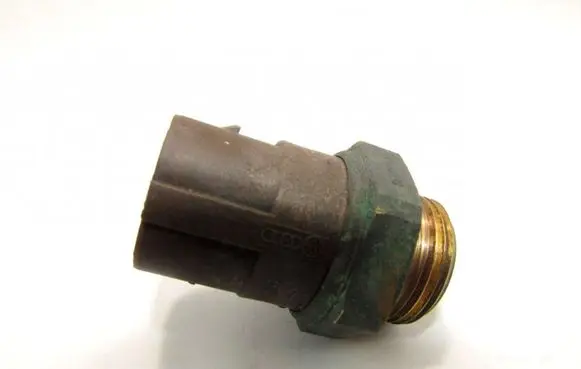 Volkswagen Polo III 6N 6N2 6NF Sensor Nusitrynę.