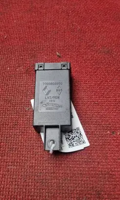 Renault Safrane Door control unit/module 7700808950