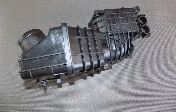 Volkswagen Touran II Air intake duct part 03C145755J