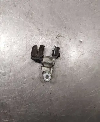Subaru Forester SG Turbo solenoid valve K5T48479