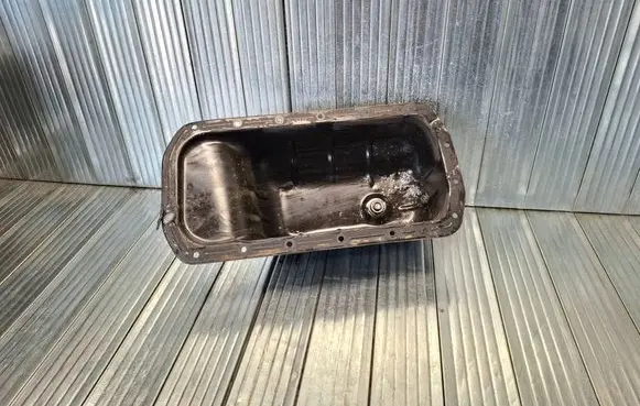 Oil sump