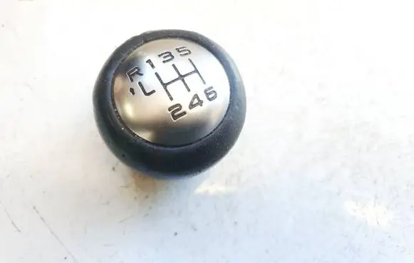 Citroen C4 I Picasso Gear lever shifter trim leather/knob 