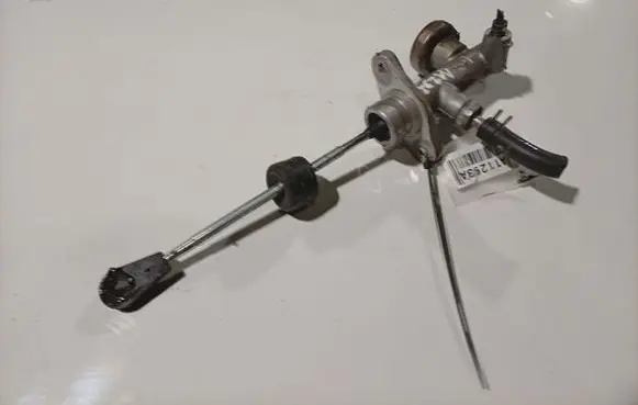Opel Antara Clutch master cylinder