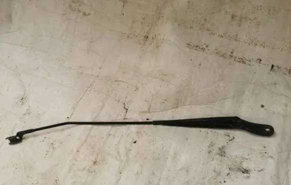 Citroen Berlingo Front wiper blade arm 9682974780