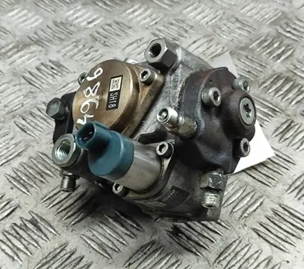 Mazda CX-5 II Mechanical fuel pump SH1813800