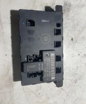 Mercedes-Benz C W203 Door control unit/module 203820158509