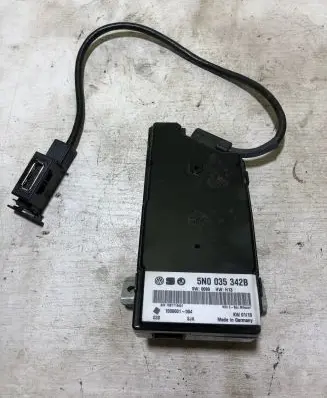 Skoda Superb B6 (3T) USB control unit 5N0035342B 1000001004 7667719401