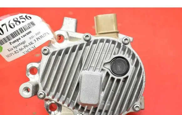 KIA Sportage Vacuum pump 352002M412