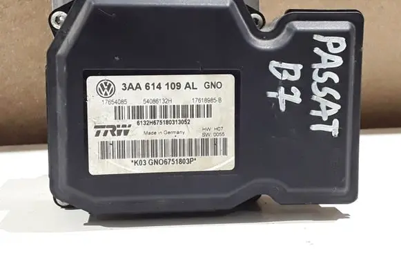 Volkswagen PASSAT B7 ABS Pump 3AA614109AL